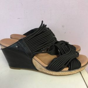 UGG Hilarie Black Leather Strappy Wedge Sandals - 7